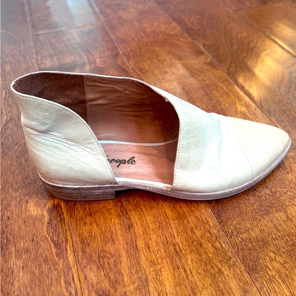 Free People flats